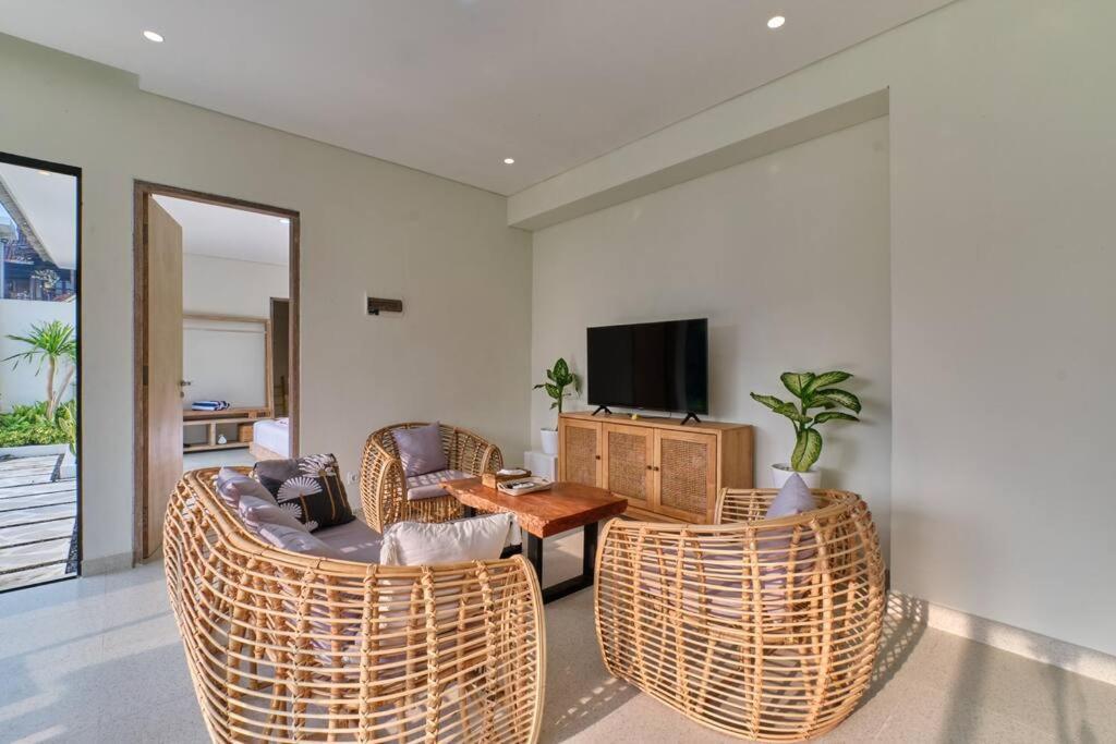 Newly! 3Bdr Modern Villa Close To Ubud Center Exterior foto