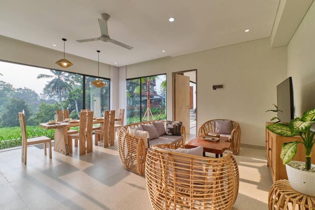 Newly! 3Bdr Modern Villa Close To Ubud Center Exterior foto