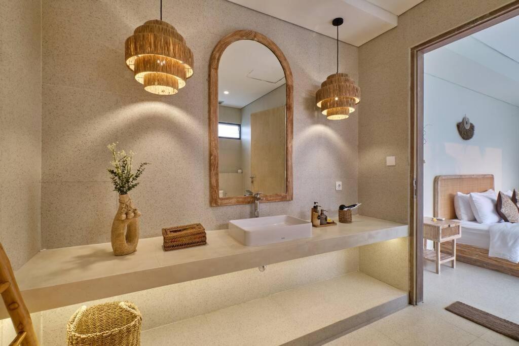 Newly! 3Bdr Modern Villa Close To Ubud Center Exterior foto